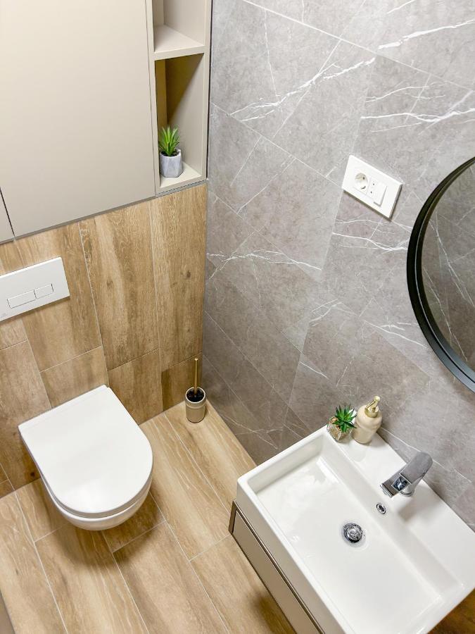 Apartments Saraden Vodice Exterior photo